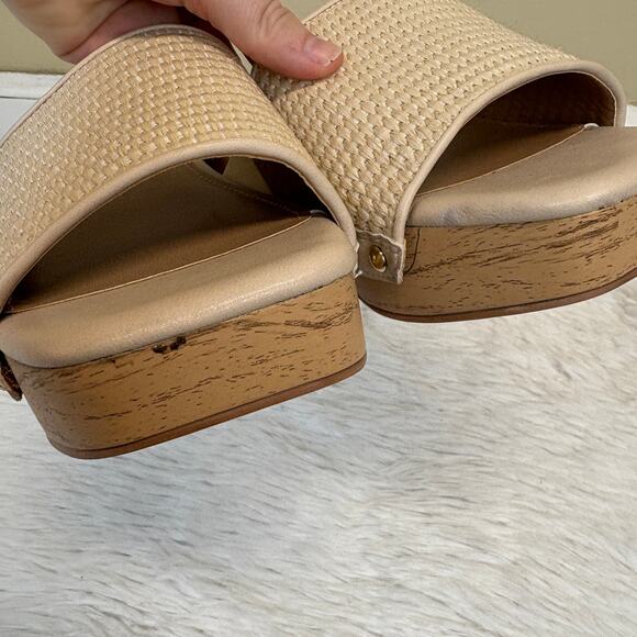 Torrid Wood Bottom Mule Natural Beige Size 10 Extra Wide Width (WW) - Picture 9 of 9